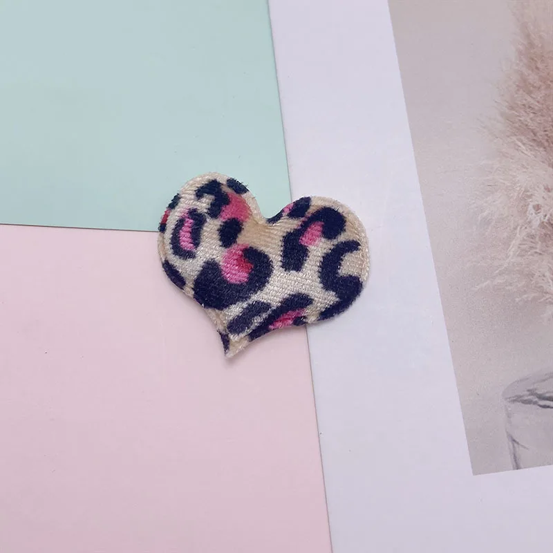 35 Stück/Set 4,5*3,5CM Filz-Leopardenherz-Applikation zum Aufnähen für Kleidung, Hüte, Nähzubehör, DIY Haarspangen-Zubehör, Patches – Detail 4