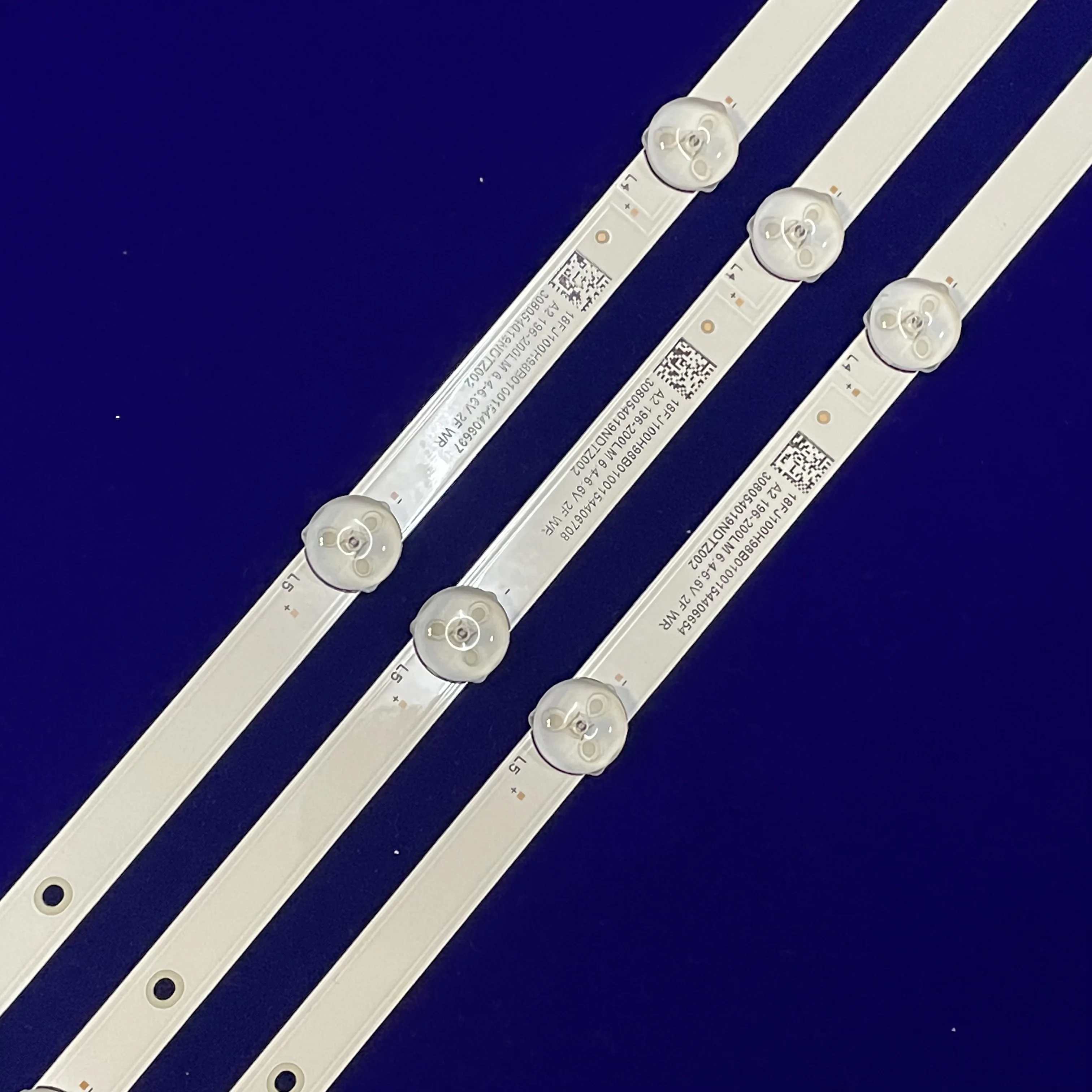 750mm LED Backlight strip bar 8 lamp for MS-L2695 V1 Rca Rtv4019sm 6V/LED