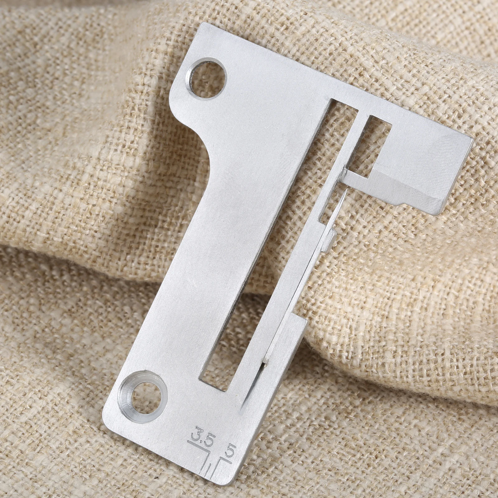 Multifunctional Household Overlock Sewing Machine Rolled Hem Needle Plate 412784 for Singer Serger 14U12 14U286 14U544 Pfaff 756