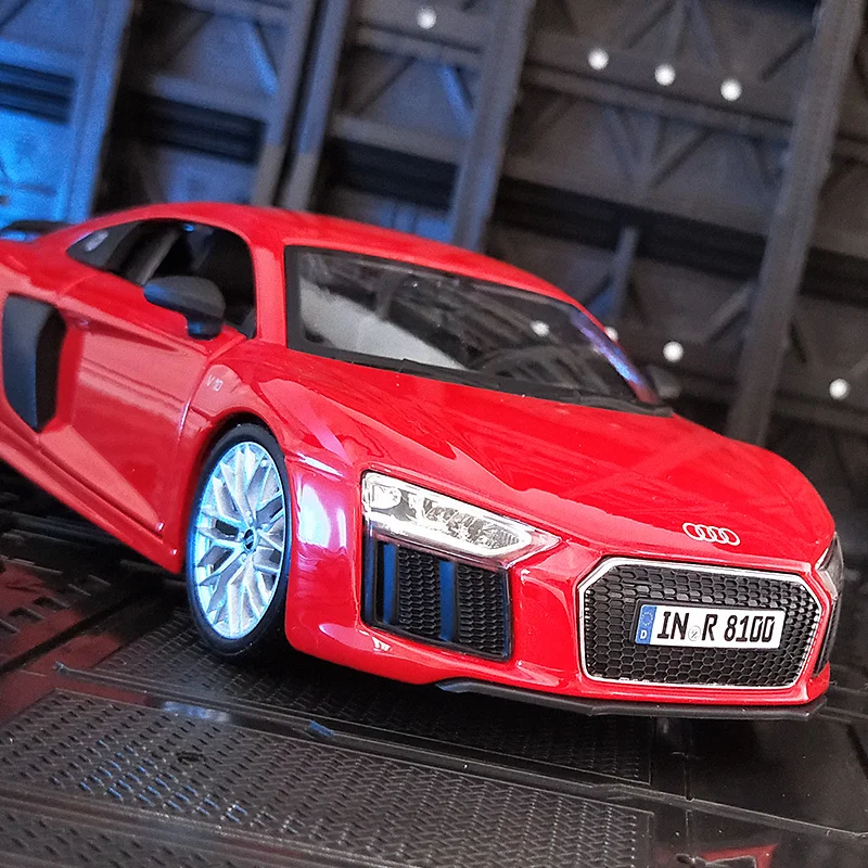 Maisto 1:24 Audi R8 V10 Plus sports car simulation alloy car model collection gift toy