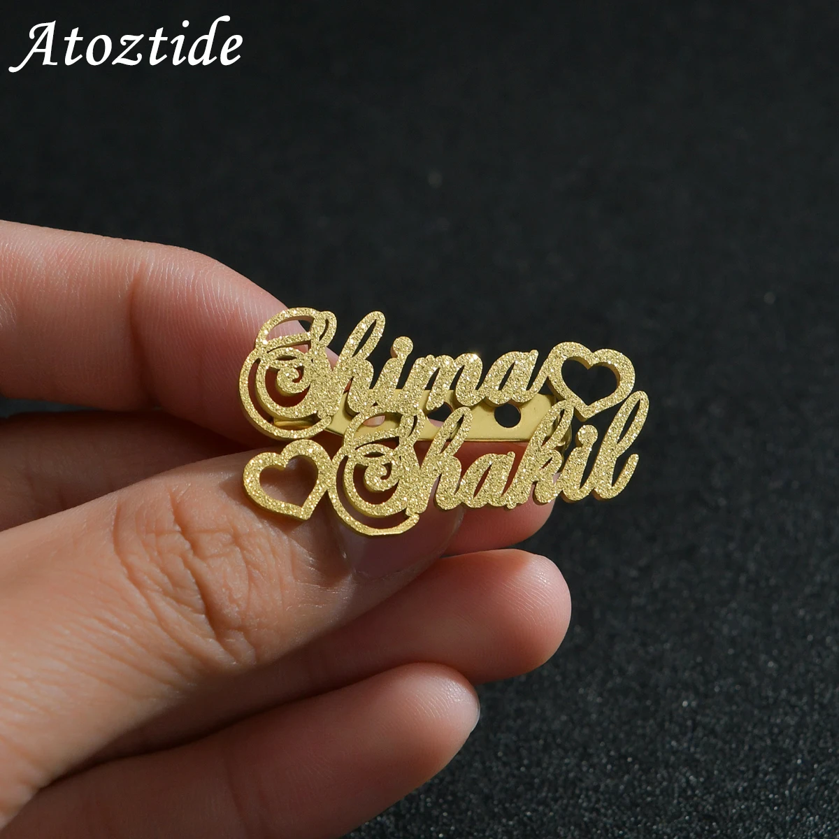 Atoztide Personalized Brooch Pin Customizable Frosted Jewelry Gold Color Stainless Steel Fashion Letter Broochs for Women Gift