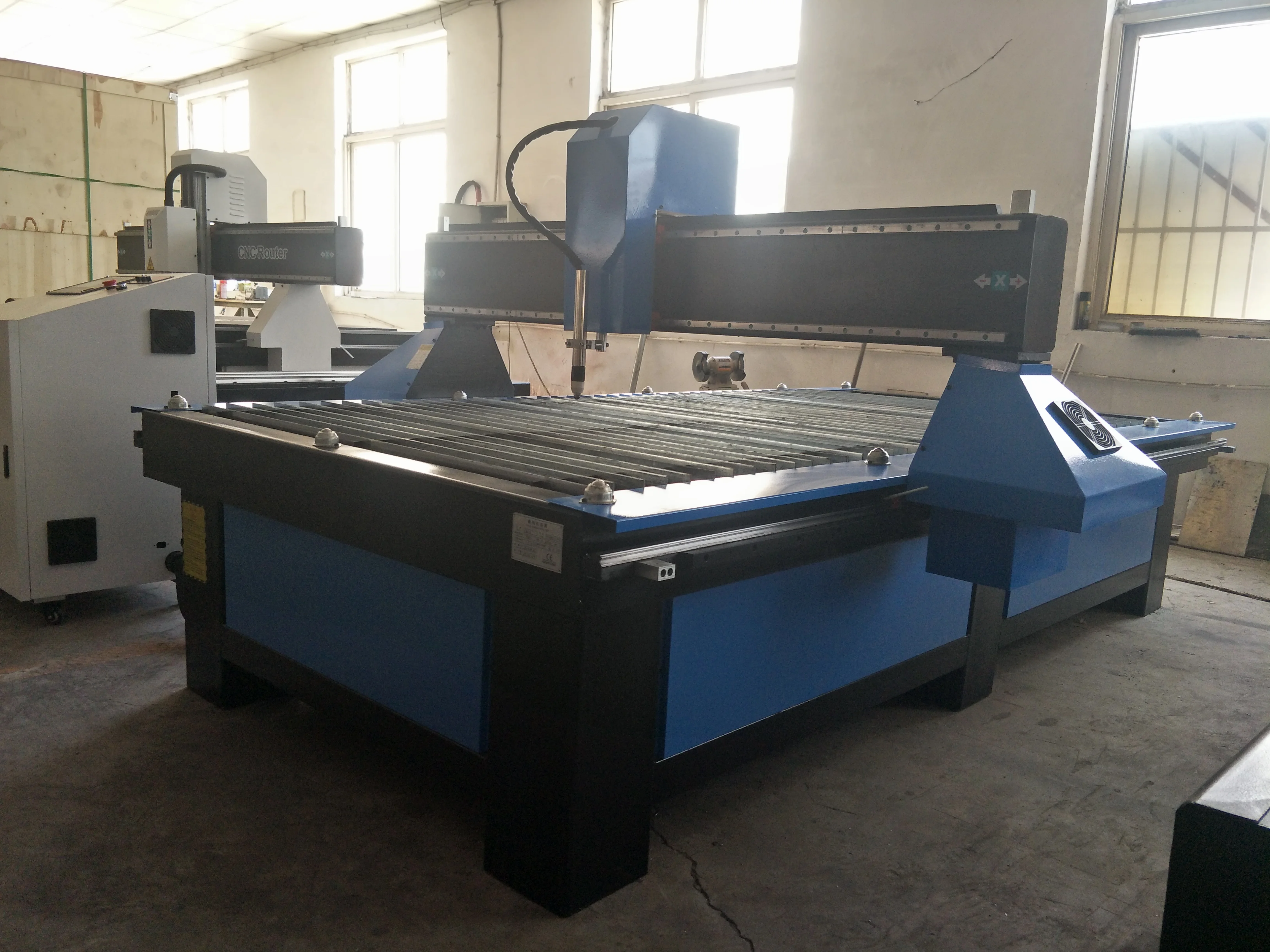 

Metal plasma cutting machine/1325 plasma cutter/cnc metal cutting machine with CE for Europea customers