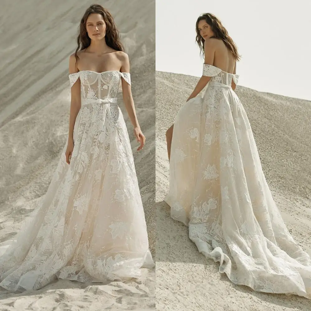 A-Line Wedding Dresses Sexy Off Shoulder Appliques Lace Beach Bridal Gowns Custom Made Open Back Sweep Train Wedding Dress