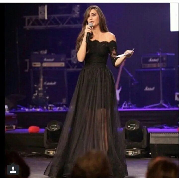 2018 robe de soiree scollo a barchetta moda collo nero mezza manica gonna di pizzo Chiffon lunghezza del pavimento abito da ballo abiti da damigella d'onore