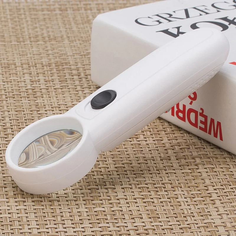 Imagem -02 - Lupa com Luzes Led Homem Velho Lupa Recarregável Iluminado Handheld Óculos de Leitura para Idosos 15x
