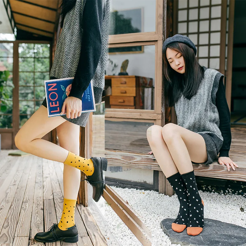 Autumn And Winter Women's Fashion Cotton Three-dimensional Socks Dots Retro Europe and America Style Personality Socks Female