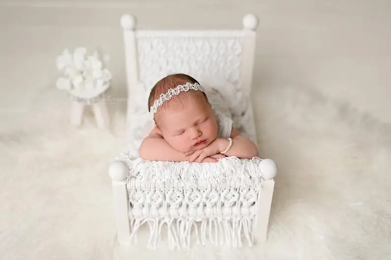 White Newborn Photography Props Baby Crib Shooting Assisted Solid Wood bed Hand-woven Tassels Props Posing Props Accessories