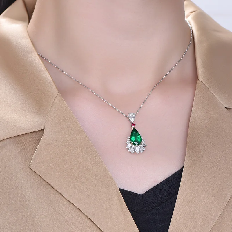 real 18 k gold Jewelry Necklace Women Original Solid 18k Sapphire Pendant Luxury Woman natural stone Necklace Fine Jewelry