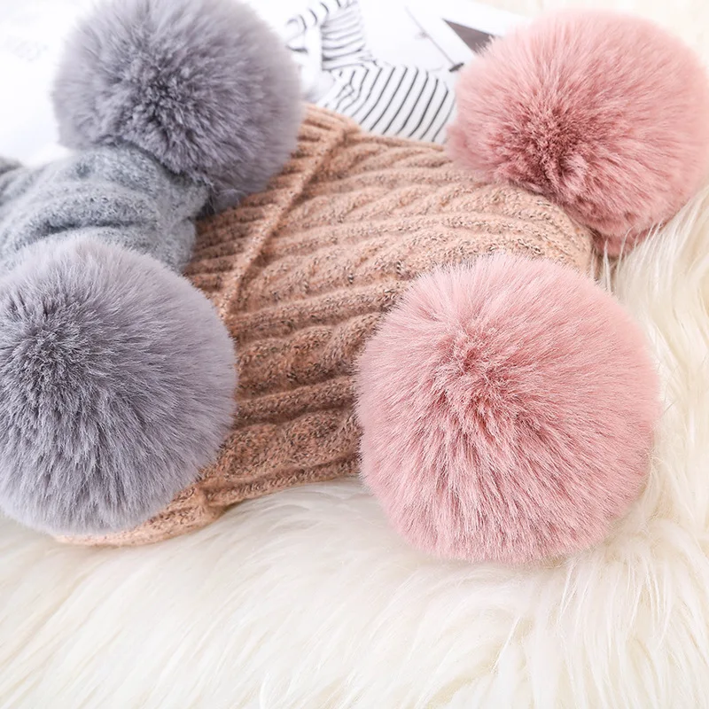 Nieuwe Warme Gebreide Vrouwen Hoed Gestreepte Winter Hoeden Voor Mannen Dubbele Bont Pompom Wol Mutsen Dikke Skullies Cap Faux pompom Hoed Femme