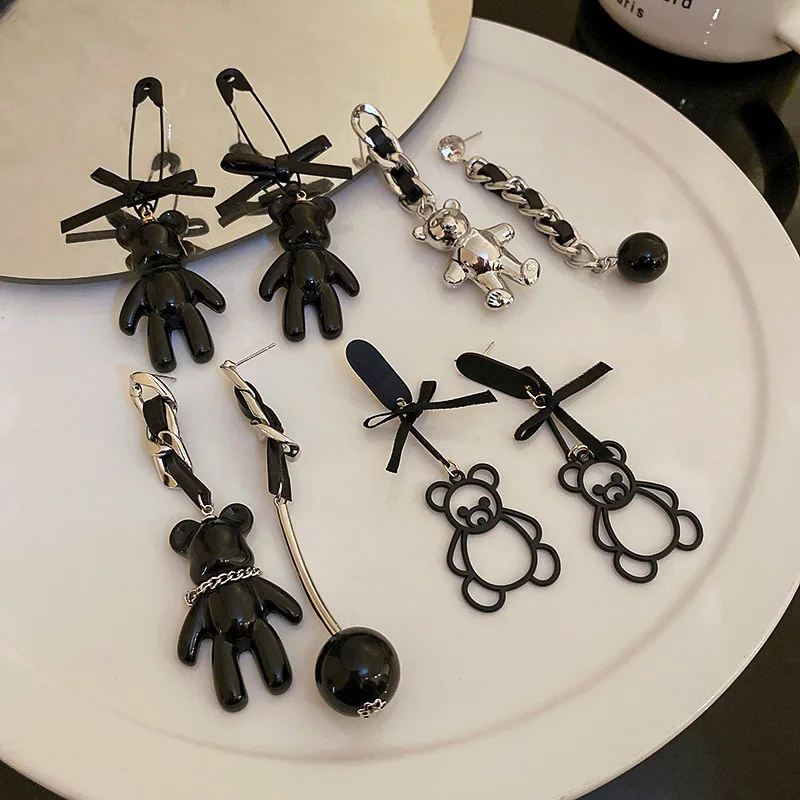 Trendy Black Bear Earrings Woman Bow Pin Chain Drop Cute Girl Fashion Jewelry Accessories