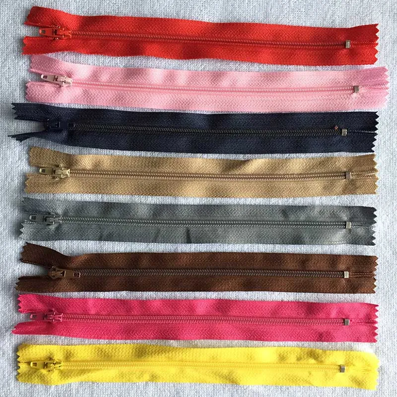 5Pcs 3# 12-60cm (4.8Inch-24 Inch) Nylon Coil Zippers Suitable For Garment Bags Sewing Accessories Zipper (21 Colors)