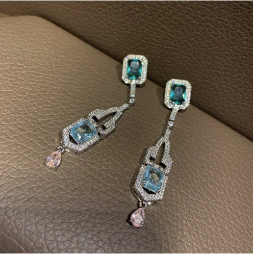 Retro fashionable geometric colored diamonds shine with zircon all-match design sense ins earrings
