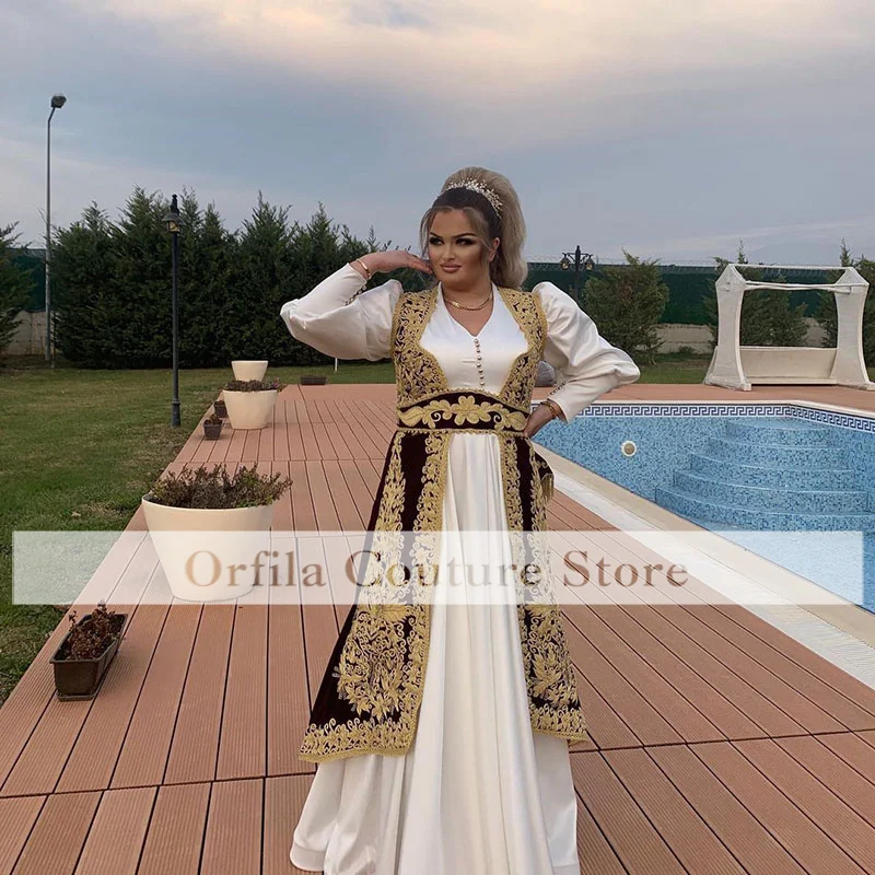 Modest Arabic Two Pieces Burgundy Evening Dresses With Lace Applique Crystal Half Sleeves Prom Gowns For Women Party Wear