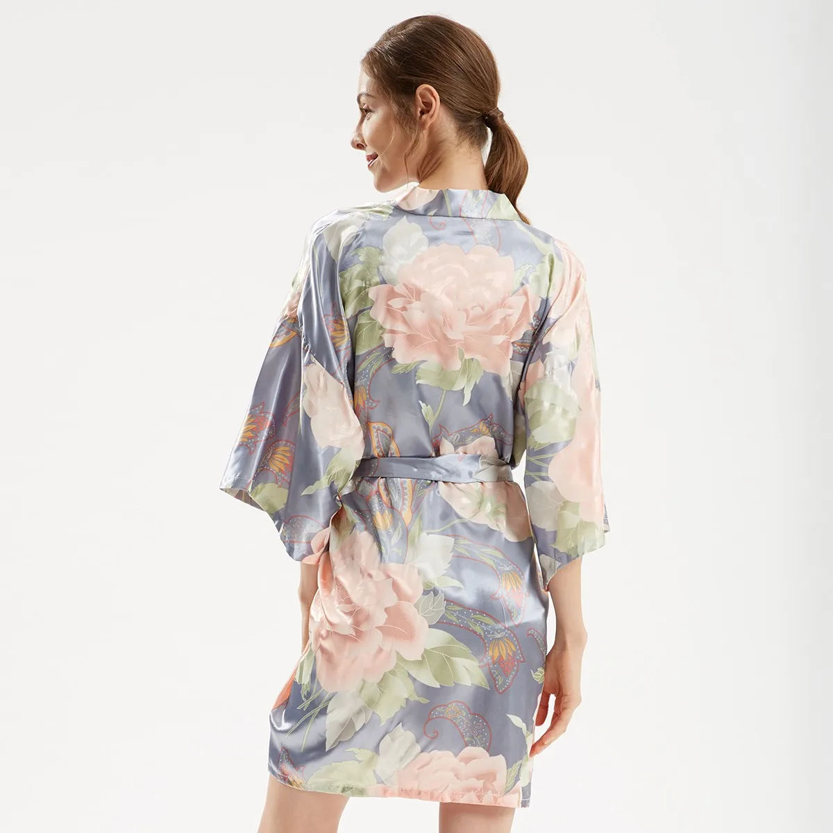 Kimono de satén para mujer, bata de baño Sexy con estampado de flores, camisón sedoso para novia, dama de honor, bata de boda, ropa de dormir suave para el hogar