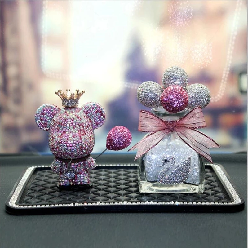 Orso violente Auto creativo deodorante per Auto aria condizionata automatica presa fragranza Clip Decor ornamento Auto profumo regalo