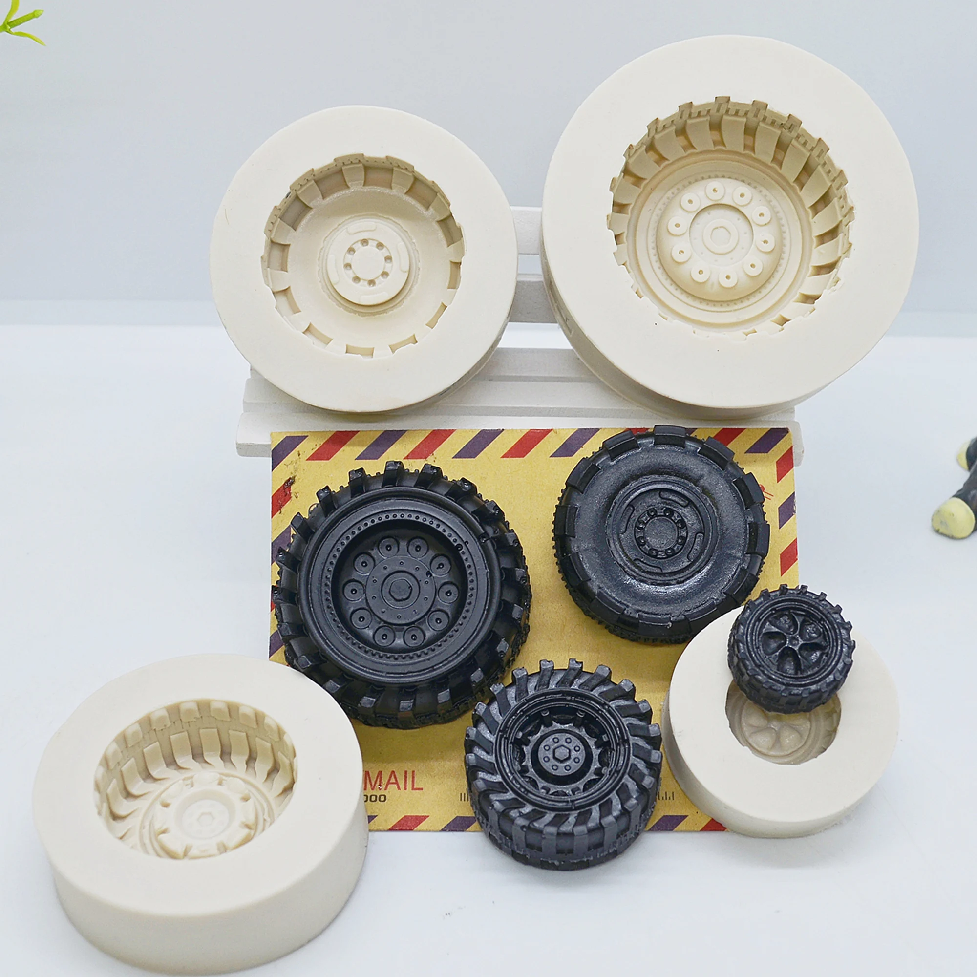 4Pcs/Set Round Tire Silicone Molds Fondant Cake Decorating Tools Candy Chocolate Resin Molds Kitchen Baking Accessories  FM1145