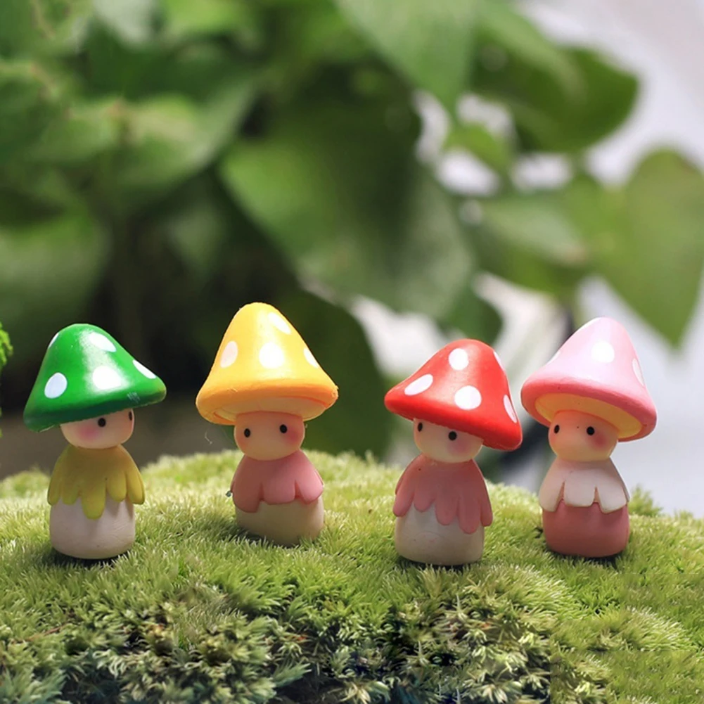 Lovely Mushroom Doll Micro Landscape Bonsai Dollhouse Home Decor Gift Garden