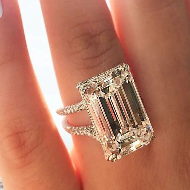 Huitan Luxury Crystal Geometric Cubic Zirconia Wedding Rings for Women Fashion Versatile Female Accessories High Quality Jewelry