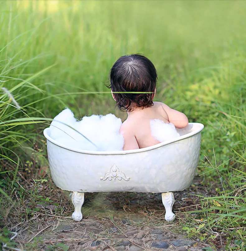 Baby Boy Props for Photography Iron Bathtub for Children with Bubble Cotton Photo Shoot for Kids Newborn Photography Props Bed