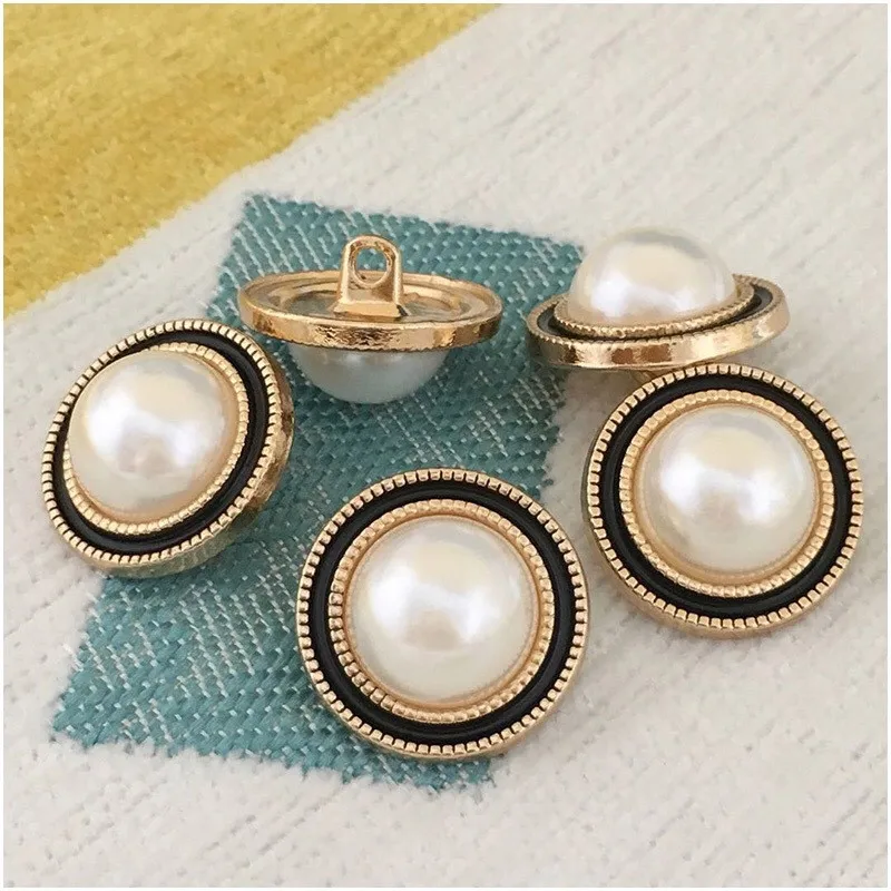 Embellishments for Clothing Luxury Pearl CC Button Sewing Material Sewing Accessories 20mm Snap Buttons Fashion Buttons for Coat