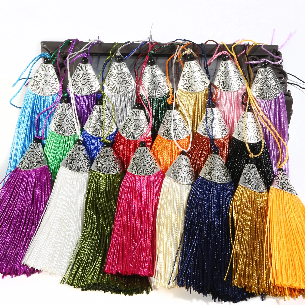 1pcs 8cm High Quality Polyester Silk Tassel Fish Mouth Cap Short Tassel For DIY Crafts Decoration Jewelry Accessories