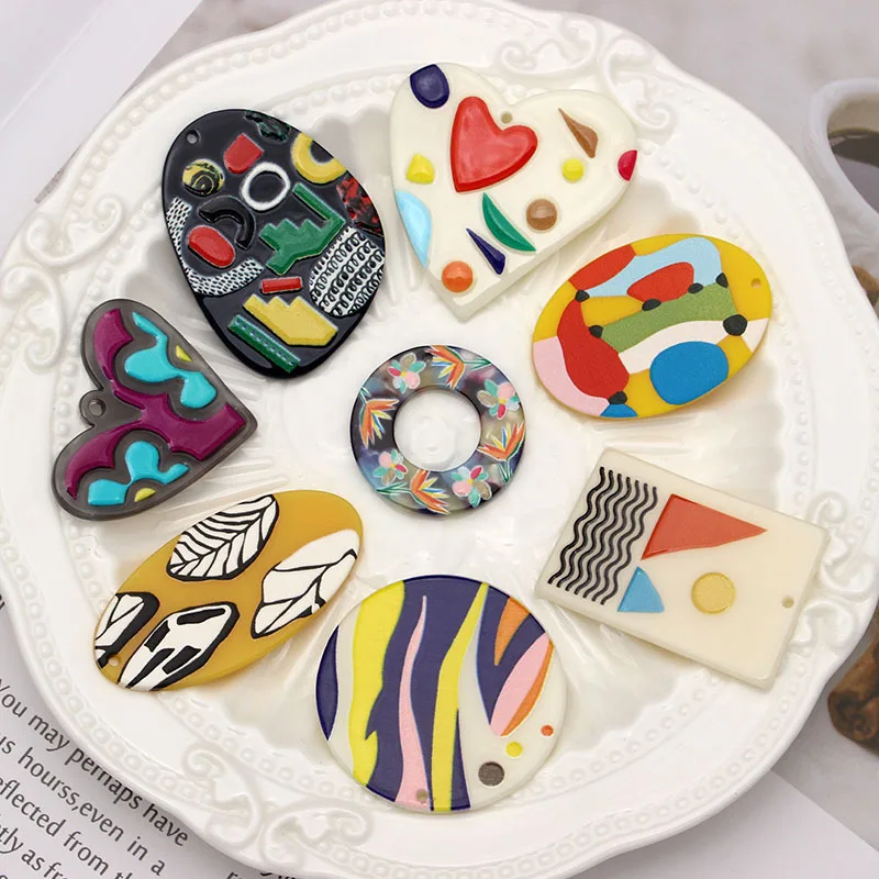 

50 шт./лот разноцветные ювелирные изделия с рисунком в виде сердечек