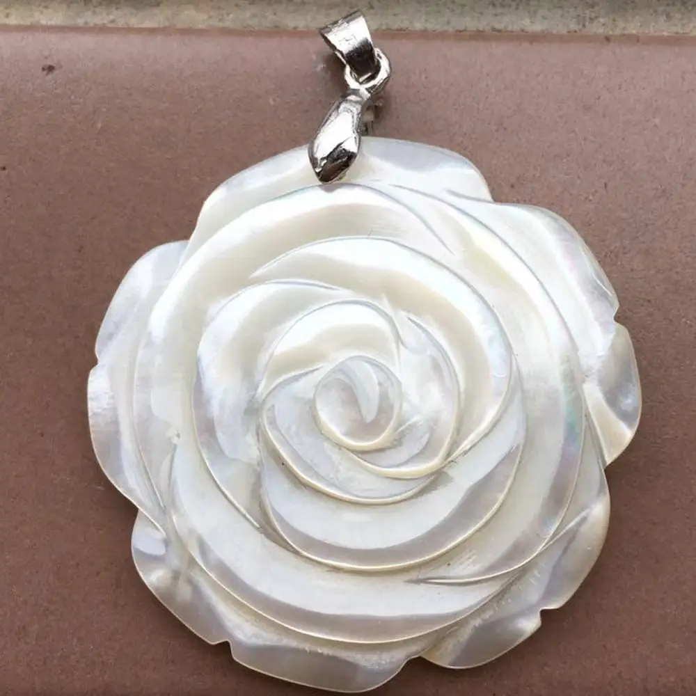 Fashion Jewelry White Mother of Pearl Shell Flower Art Pendant Bead MC9208