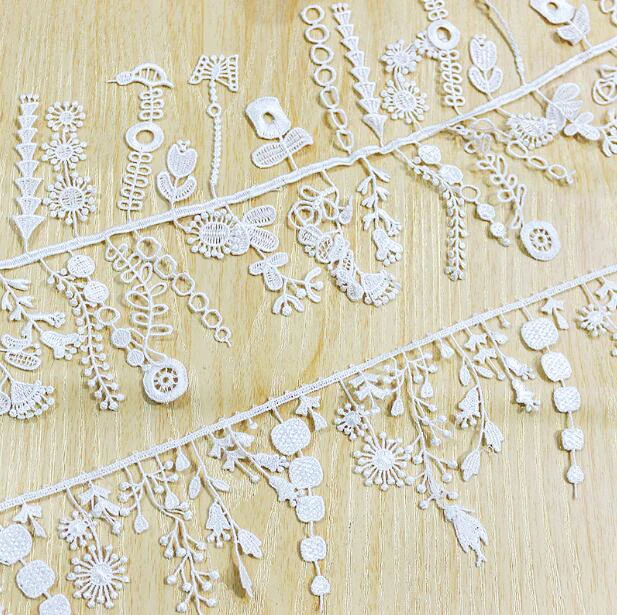 1Yard Wide:8.7cm &17cm Water Solubility Polyester Silk Tassels Lace Apple and Bird Pattern Garment Sewing Accessories(ss-2131)