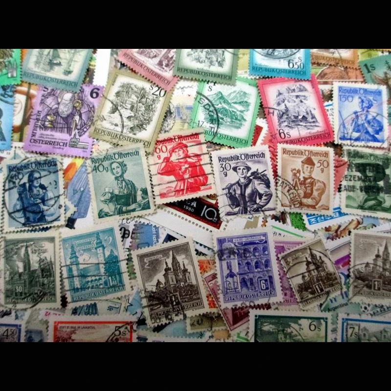 950 PCS World Wide All Different   Postage Stamps With Post Mark For Collection