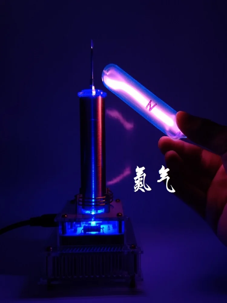 เพลง Tesla ไฟฟ้าวงกลมพลาสม่าลำโพง EDM ร้องเพลงไฟ Space แผงควบคุมไฟฟ้าการทดลอง