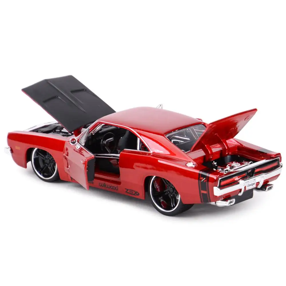 Maisto 1:24 1969 Dodge Charger R T Static Die Cast Vehicles Collectible Model Car Toys