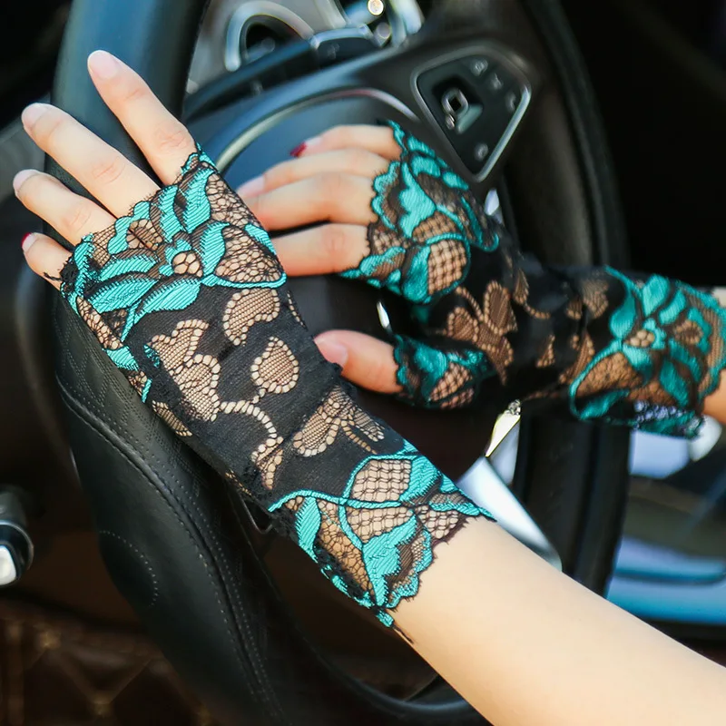 Summer Sexy Hollow Lace Sunscreen Flower Breathable High Elasticity Drive Cycling Etiquette Thin Half Finger Mittens Gloves