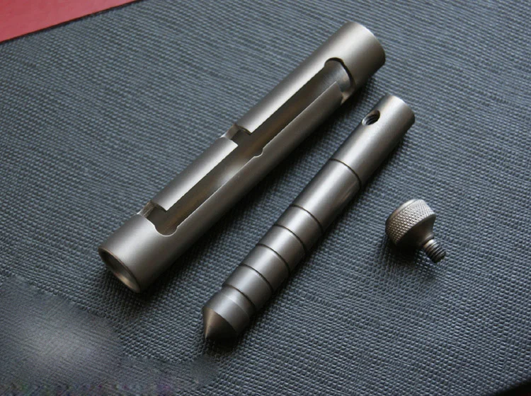 Titanium Alloy Tungsten Steel Telescopic Tool Key Pendant