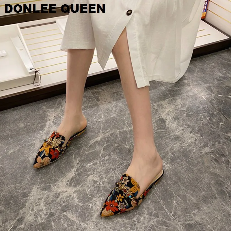 New Women Slippers Pointed Toe Rubber Metal Chains Flat Slide Footwear Fashion Casual Mule Shoes Big Size 41 42 Zapatos De Mujer