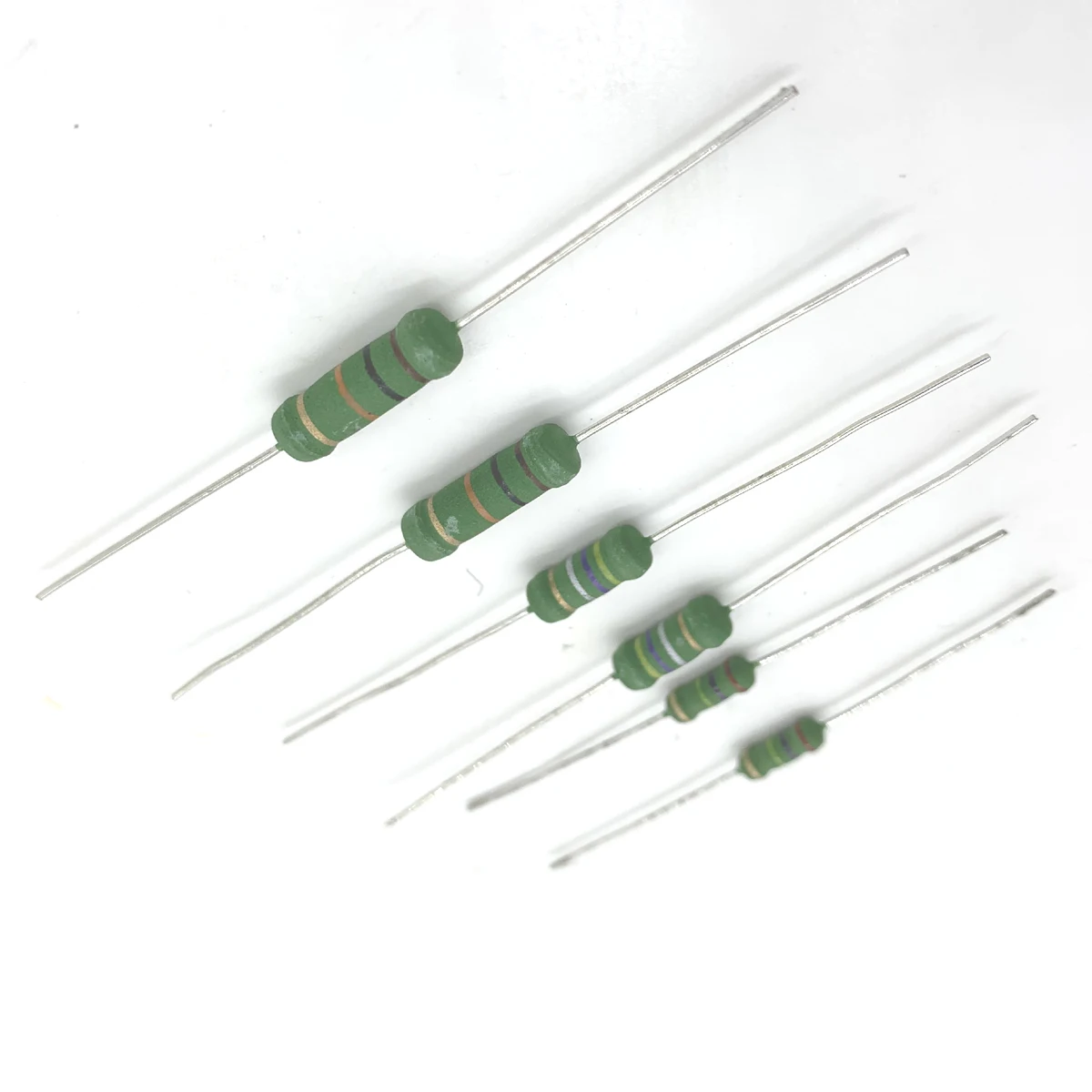 100Pcs 6.8R 7.5R 8.2R 6.8ohm 7.5ohm 8.2ohm 6.8 7.5 8.2 R ohm 1W 1WS 3x9mm Small Metal oxide Film Resistor Color ring Resistance