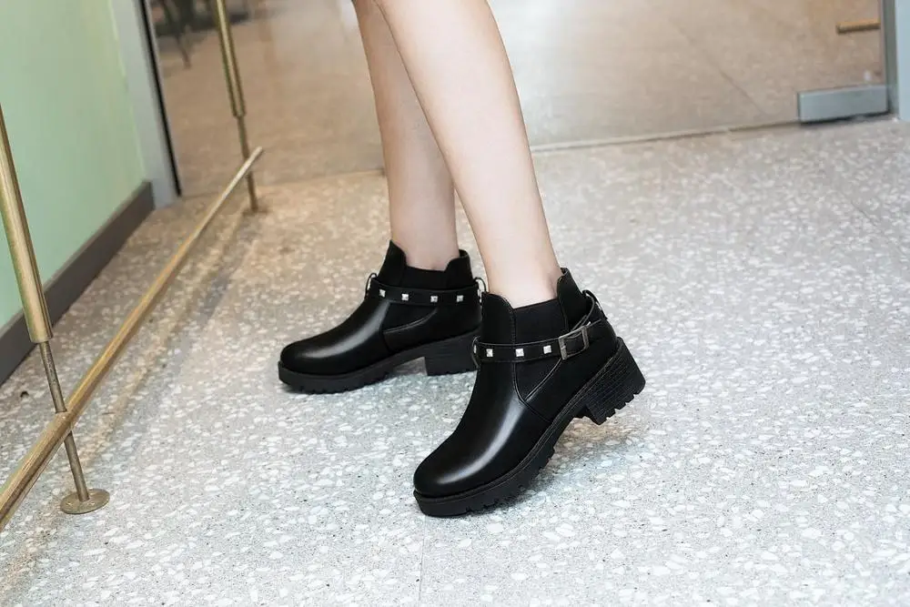 Autumn Winter boots women Leather Low Block Heel Wild thick heel Ankle Boots Shoes Waterproof Black Platform Block Heel Shoes