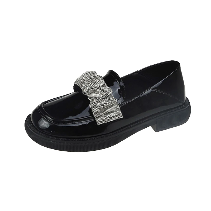 Mocassini da donna Scarpe Punta Rotonda All-Match Modis Crystal Casual Scarpe da ginnastica femminili Appartamenti Slip-on 2021 Strass Nuovo su