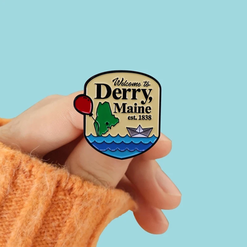 Welcome To Derry Maine Pennywise IT movie sign enamel pin badge