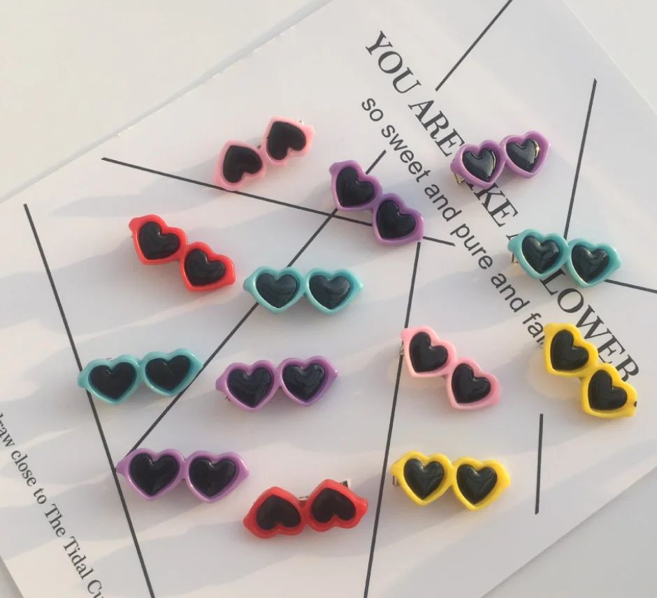 

New Pet Lovely Heart Sunglasses Hairpins Pet Dog Bows Hair Clips for Puppy Dogs Cat Yorkie Teddy Pet Hair Decor Pet Supplies