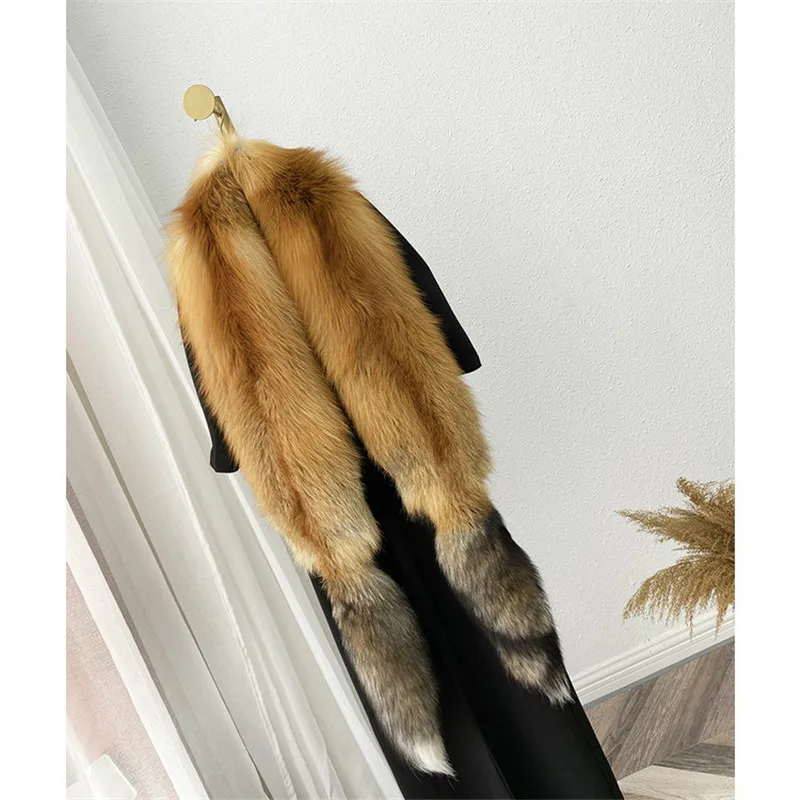 2023 Luxury 100% Real Fox Fur Collar Women Natural Fur Shawl Luxury Scarf Women Real Red Fox Dow Wear Fluffy Scarf Wholesale