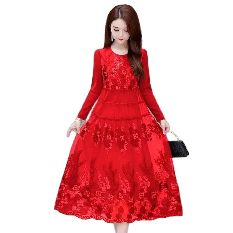 Women Mid-length Autumn Long-sleeved Dress Female New Noble Temperament Mesh Embroidery Large Swing Thin Belly Mother Dress A911