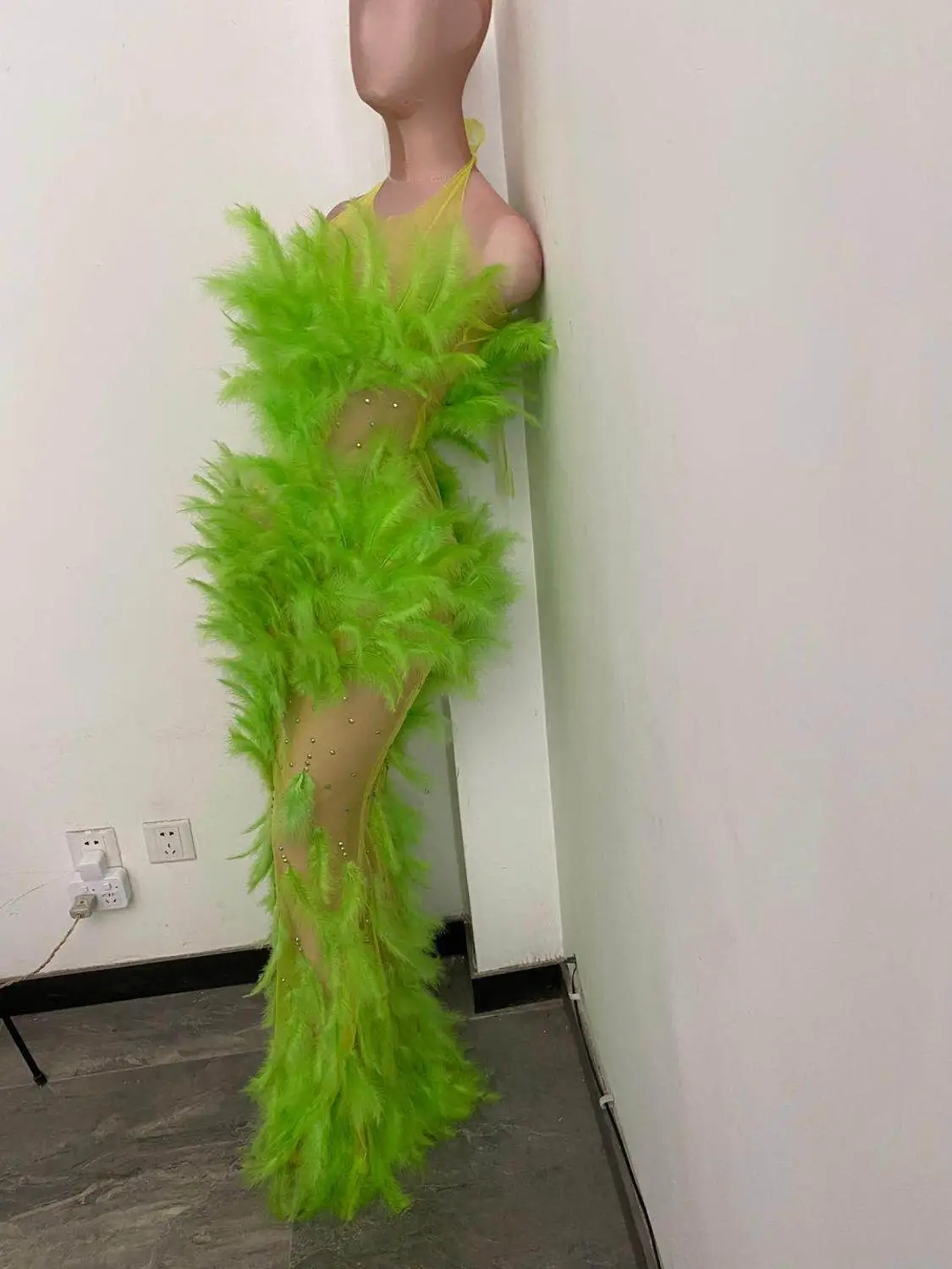 Green Feather Dresses for Women Summer See-througth Mesh Outfits Dress Lady Nightclub Party Stage Wear Singer Costume