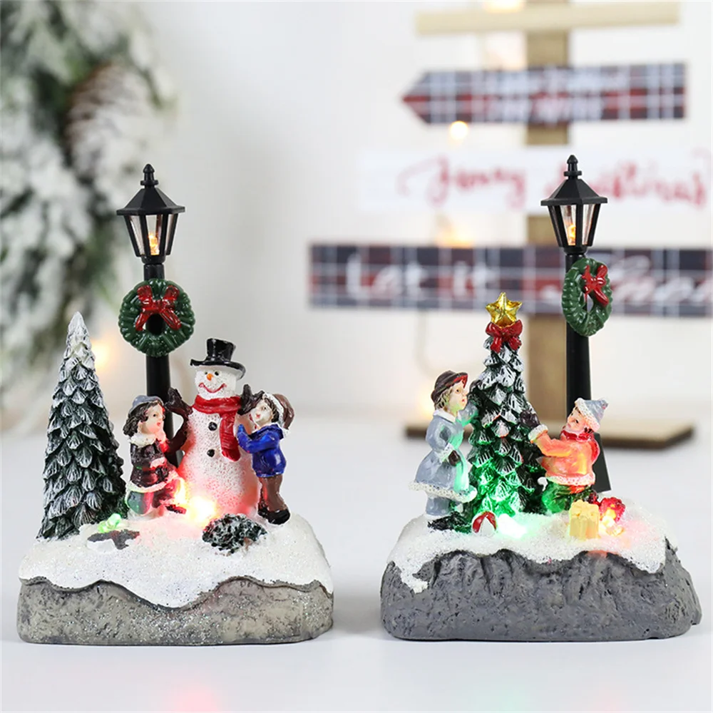 Glowing Christmas Village Resin Ornament Christmas Tree House Building Capodanno Figurine Decorazioni natalizie per la casa