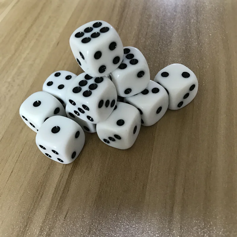 10 pz/lotto intrattenimento 16mm dadi punti acrilico bianco dadi Hexahedron angoli arrotondati punto nero gioco da tavolo Rpg dadi gioco da tavolo