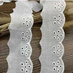 4CM di larghezza ricamo caldo fiore bianco Tulle tessuto di pizzo Trim nastro cucito fai da te Pom Applique collare Dubai Dress Wedding Decor