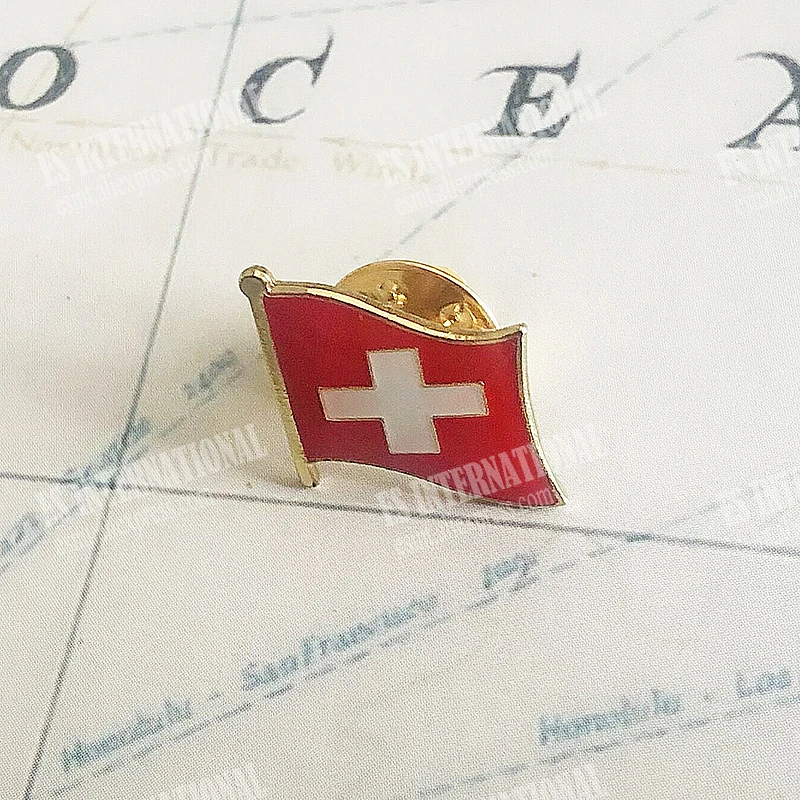 Switzerland National Flag Lapel Pins Crystal Epoxy Metal Enamel Badge Paint Brooch Souvenir Suit Personality Commemorative Gifts