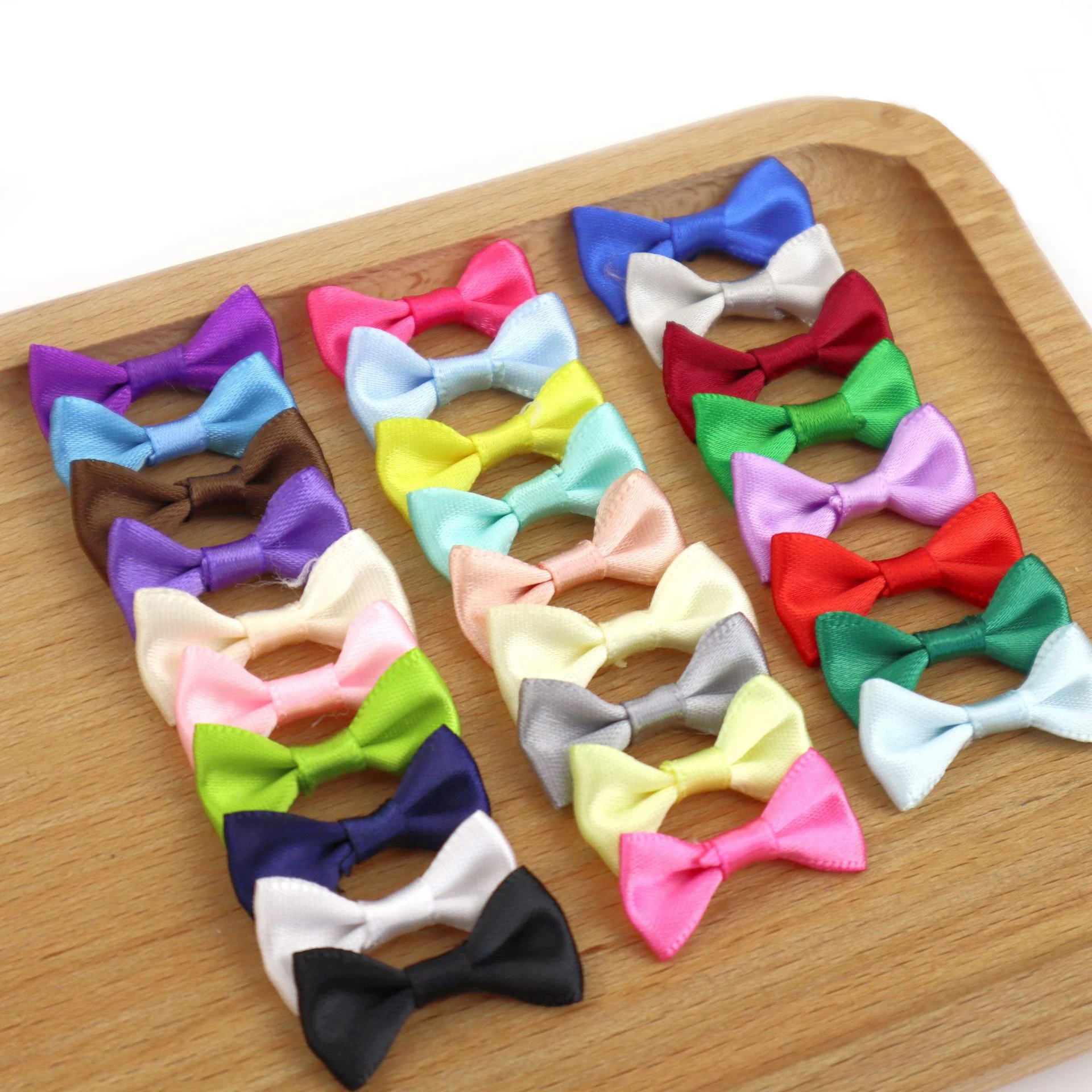 100pcs 30*15mm Fabric Ribbon Bow Tie Tiny Satin Bows DIY Baby Hair Accessory Jewelery Making Wedding Favor Embellishment