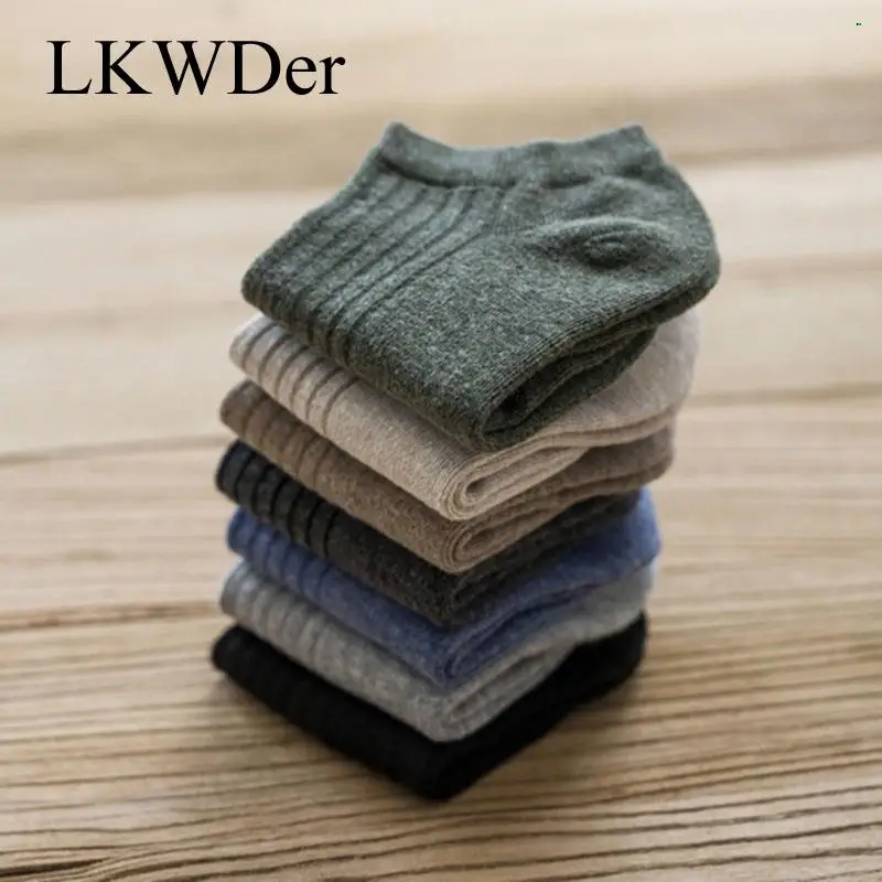 5 Pairs Men Solid Casual Cotton Short Socks Japanese Sock College Breathable Comfortable Trendy for Men Concise Stripe US $ 10