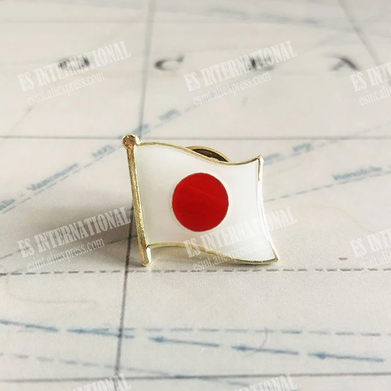 Japonia Flaga narodowa Kryształ Epoksyd Metal Emalia Odznaka Broszka Kolekcja Pamiątki Prezenty Szpilki do klapy Akcesoria Rozmiar1.6 * 1.9cm