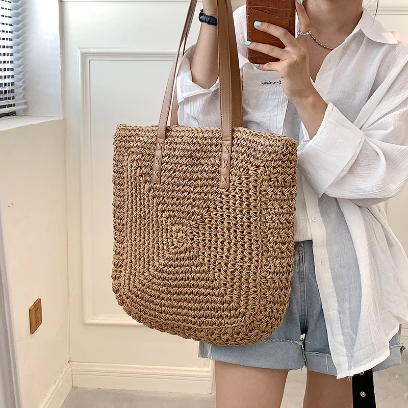 موضة الروطان حقائب كتف المرأة المنسوجة حقائب اليد النسائية سعة كبيرة الصيف حقائب القش الشاطئ عادية كبيرة حمل المحافظ 2021